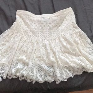 H&M white lace skirt